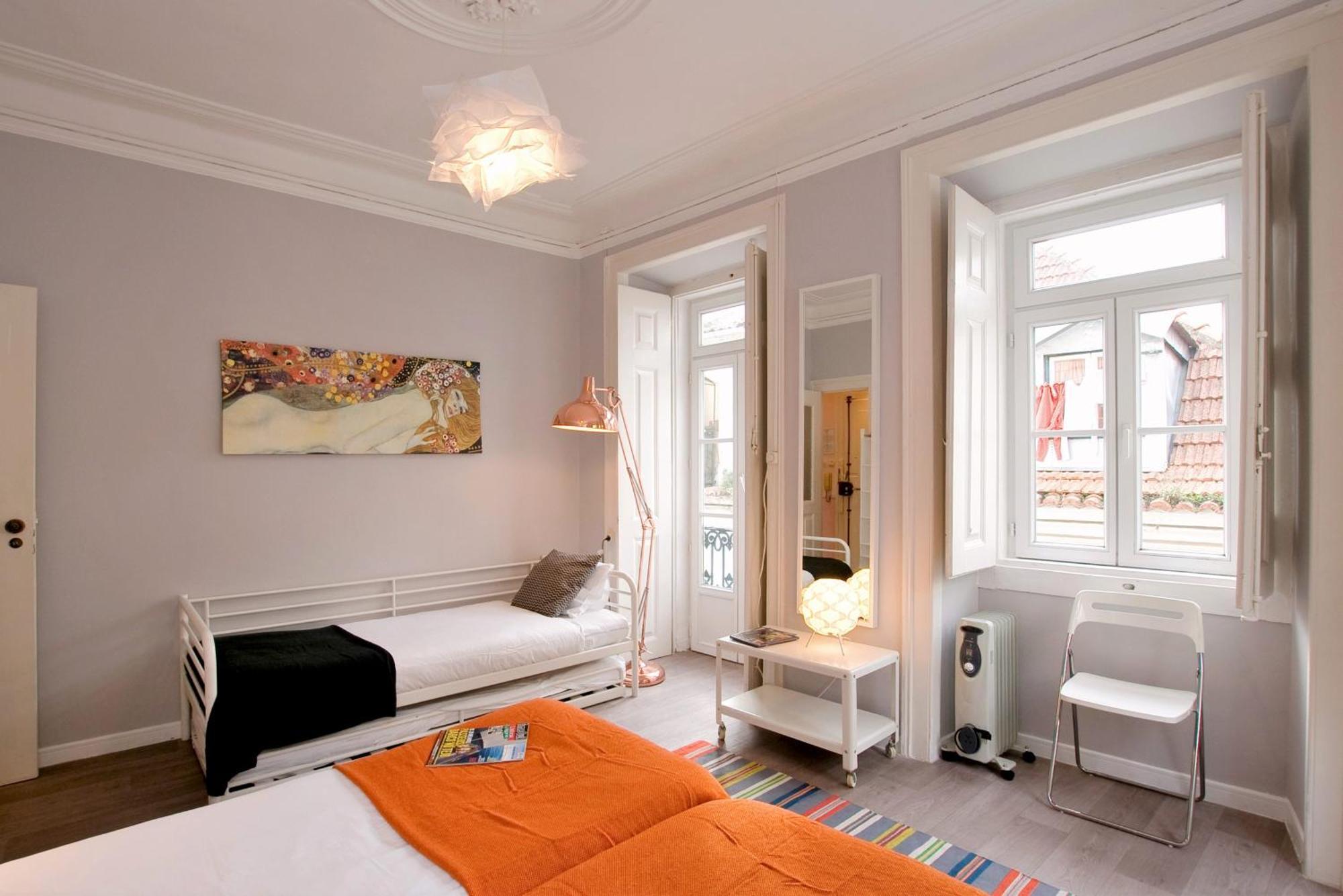 Apartamento B1 Bairro Alto - Bica Spacious Bright